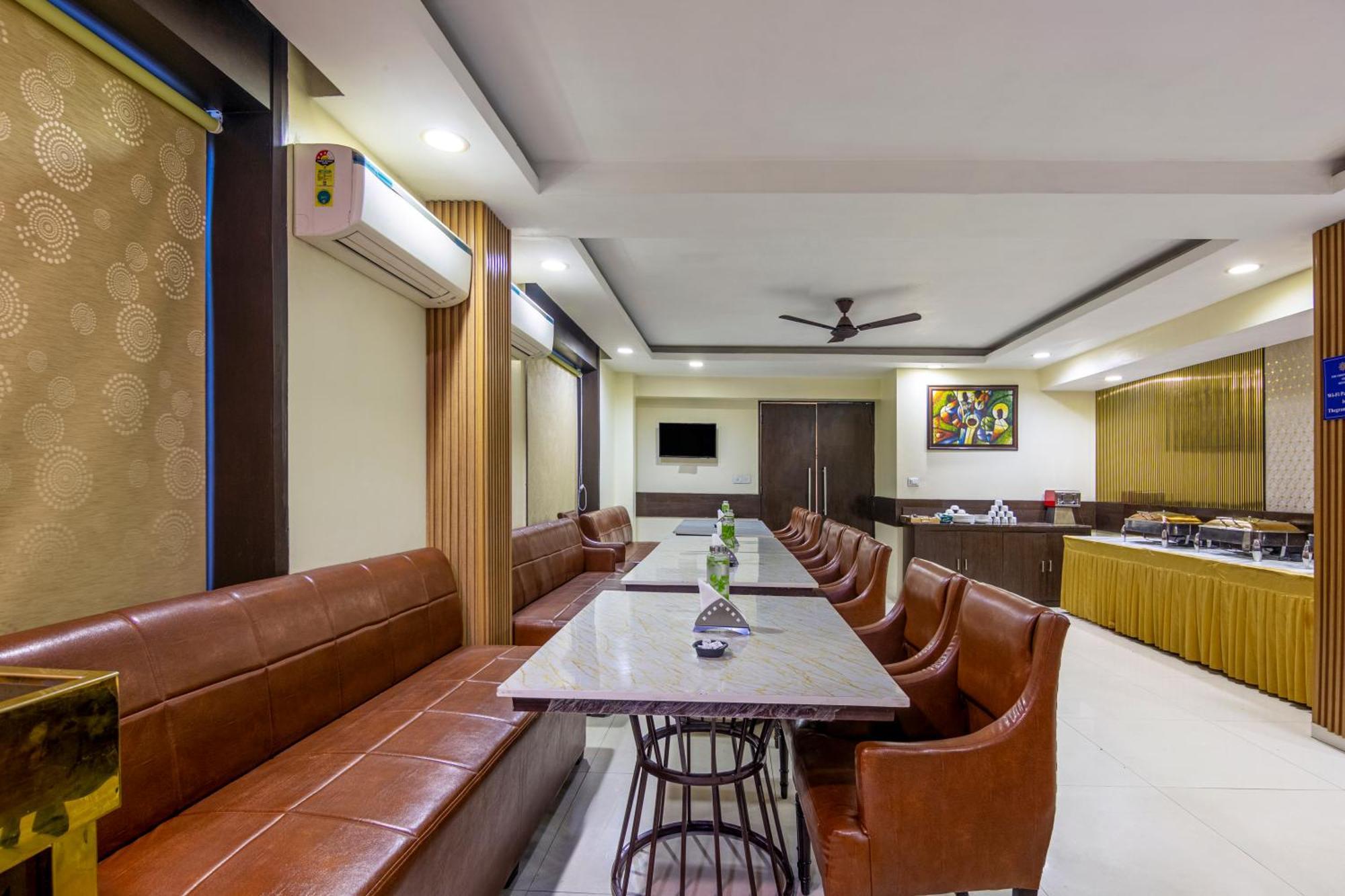 The Grand Orion - Kailash Colony Nova Deli Exterior foto